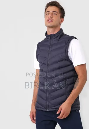 Half Sleeve Puffer Jacket