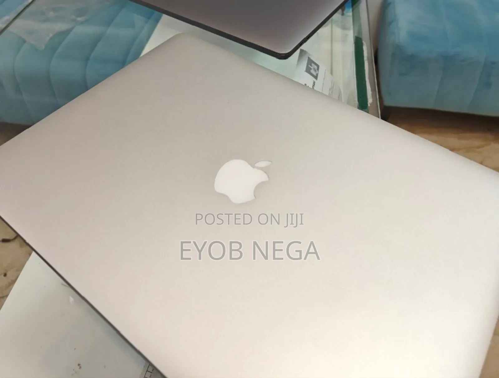New Laptop Apple MacBook Pro 2019 16GB Intel Core i7 SSD 256GB