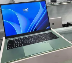 New Laptop 16GB Intel Core I5 SSD 512GB