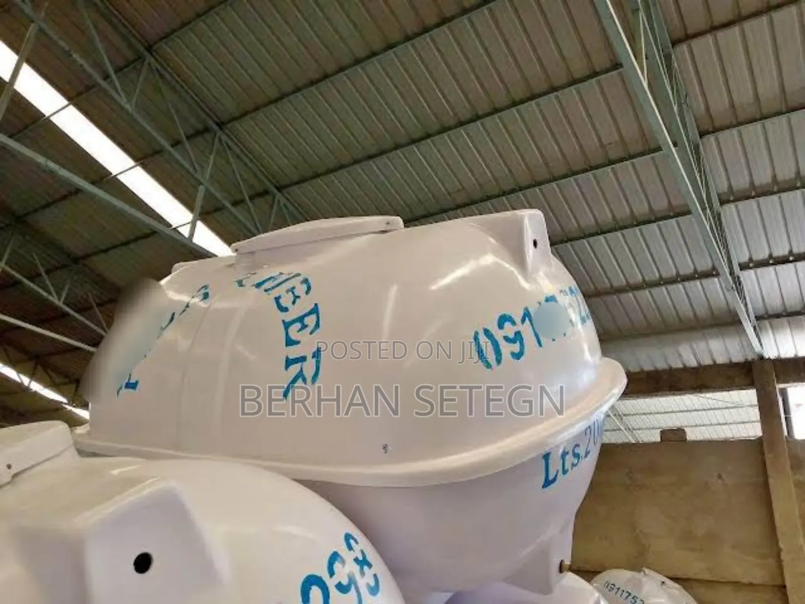 Polar Fiber Water Tanker የውሀ ታንከር ሮቶ