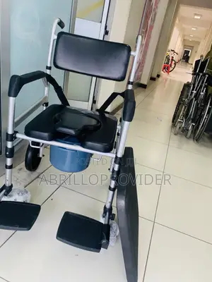 Commode Chair With Lockable Wheels, Foldable Potty Chair