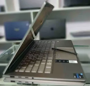 Photo - New Laptop Lenovo 16GB Intel Core I7 SSD 512GB