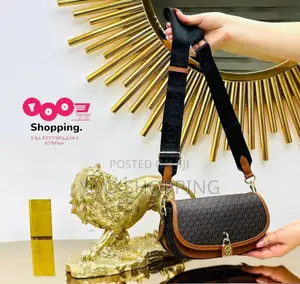 Michael Kors Womens Shoulder Bag