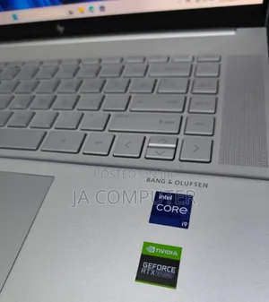 New Laptop HP Envy X360 16GB Intel Core I9 SSD 512GB