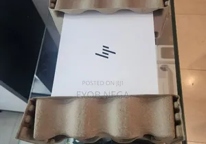 New Laptop HP Spectre X360 16GB Intel Core I7 SSD 1T