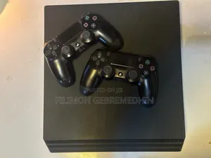 Photo - Playstation 4 Pro