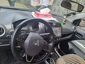 Mitsubishi Attrage 2022 Silver