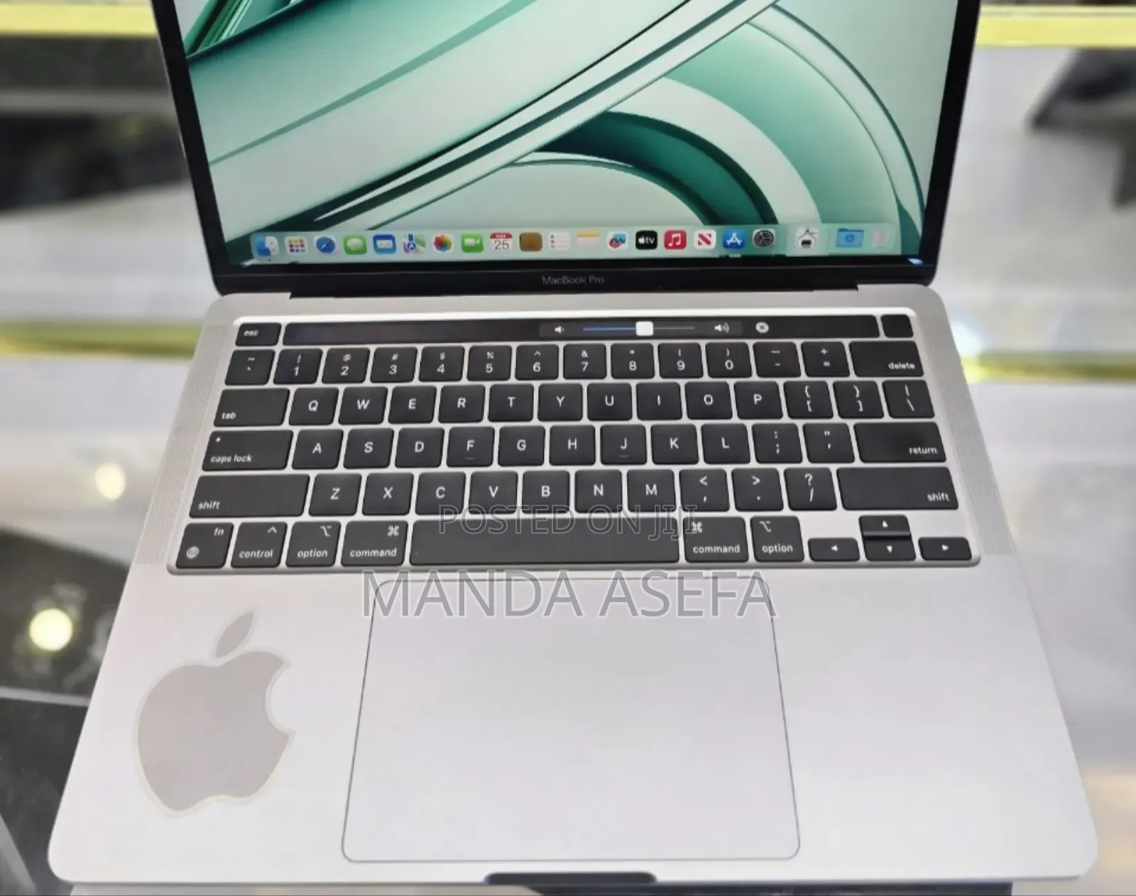New Laptop Apple MacBook Pro 8GB Apple M2 SSD 256GB