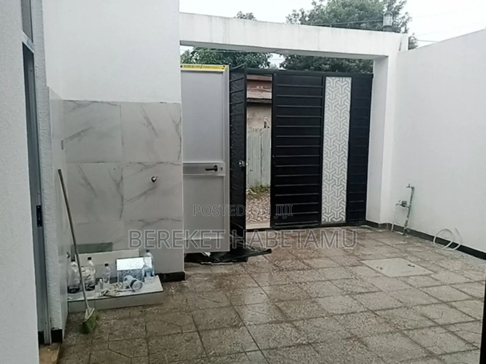 Furnished 6bdrm Villa in አዲስ አበባ, Nifas Silk-Lafto for sale