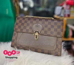 Louis Vuitton Womens Hand Bag