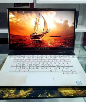 New Laptop Alienware M17x R2 16GB Intel Core I7 SSD 512GB