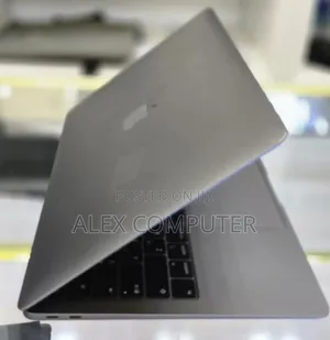 Photo - New Laptop Apple MacBook Air 2019 16GB Intel Core I5 SSD 256GB