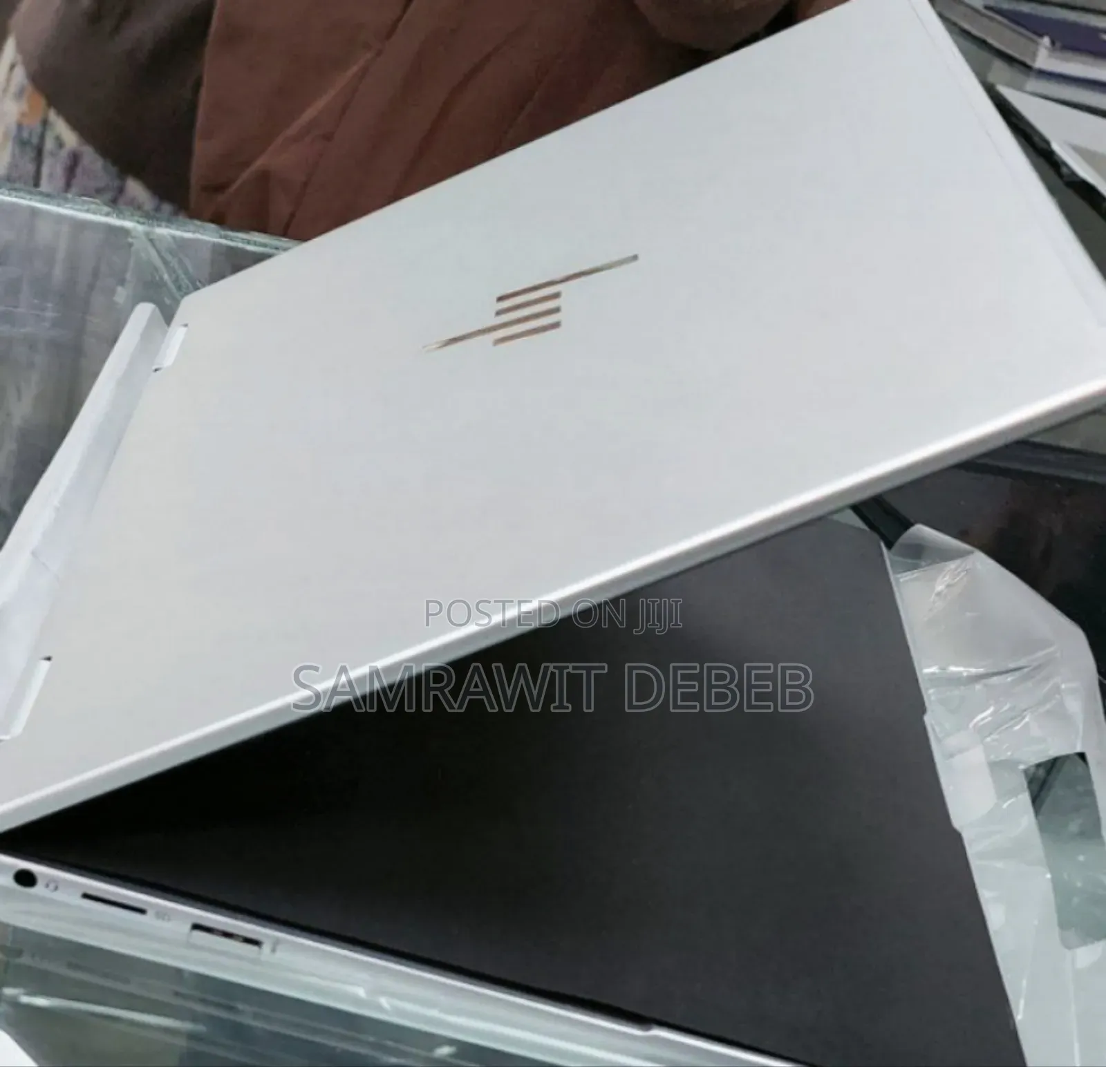 New Laptop HP Envy X360 8GB Intel Core I7 SSD 512GB