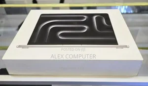 Photo - New Laptop Apple MacBook Pro 2023 M3 14-Inch 18GB Apple M3 SSD 512GB