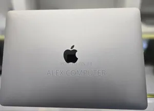 New Laptop Apple MacBook Pro 2022 M2 8GB Apple M2 SSD 256GB