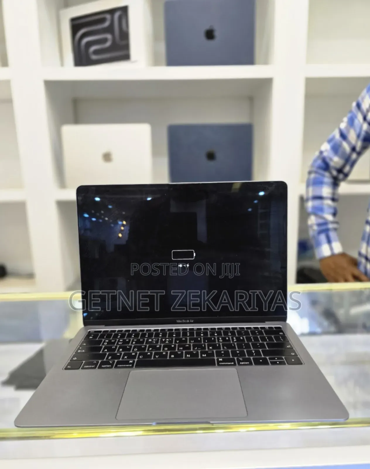 New Laptop Apple MacBook Air 2019 16GB Intel Core I5 SSD 256GB