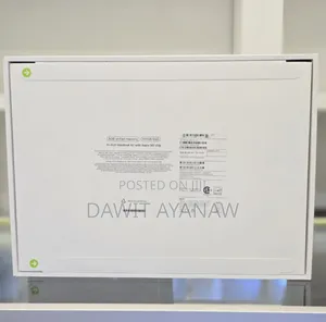 New Laptop Apple MacBook Air 2023 M2 8GB Apple M3 SSD 512GB