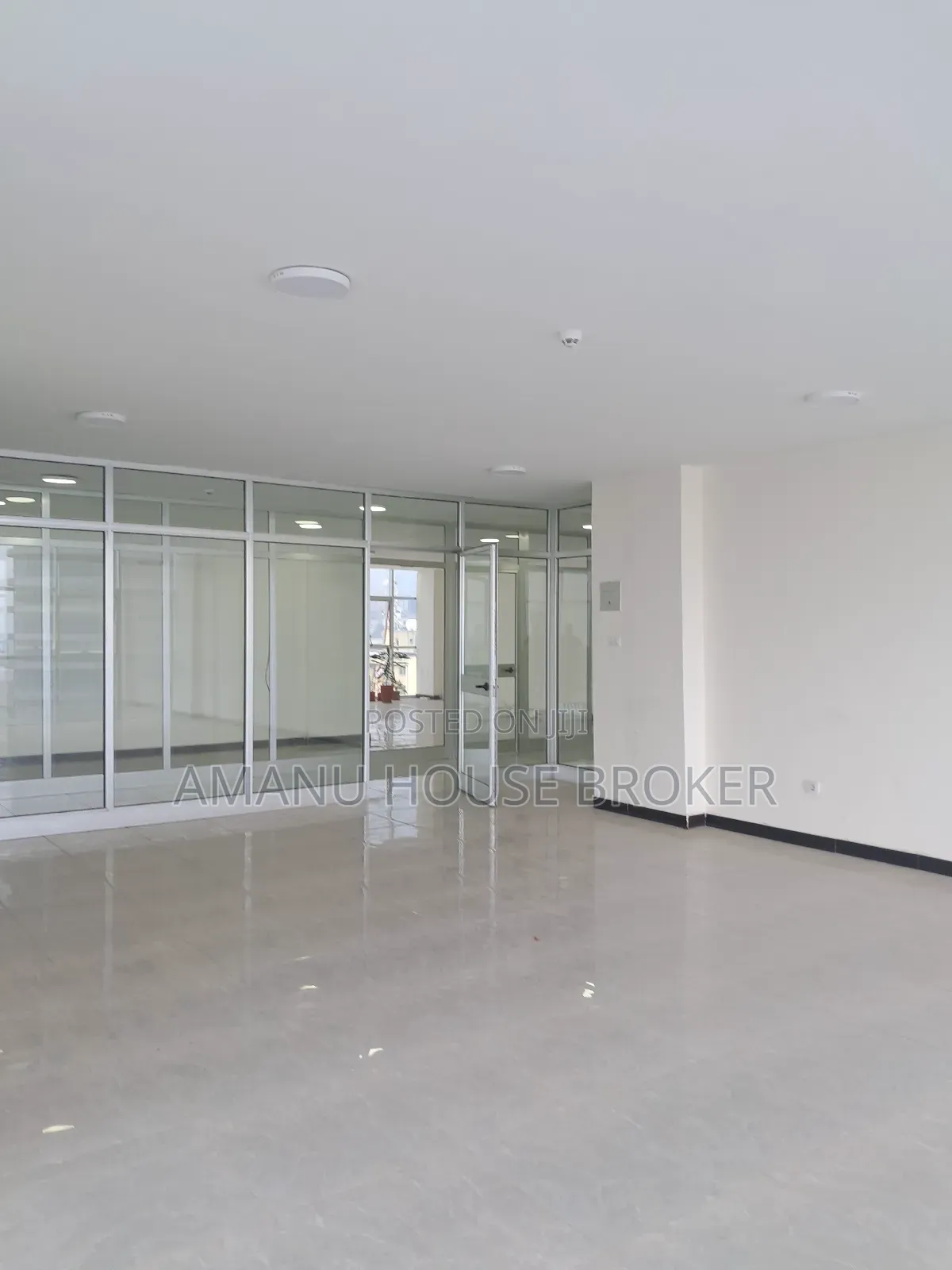 የሚከራይ ቢሮ 575 አከባቢ ጀሞ ሚካኤል አከባቢ