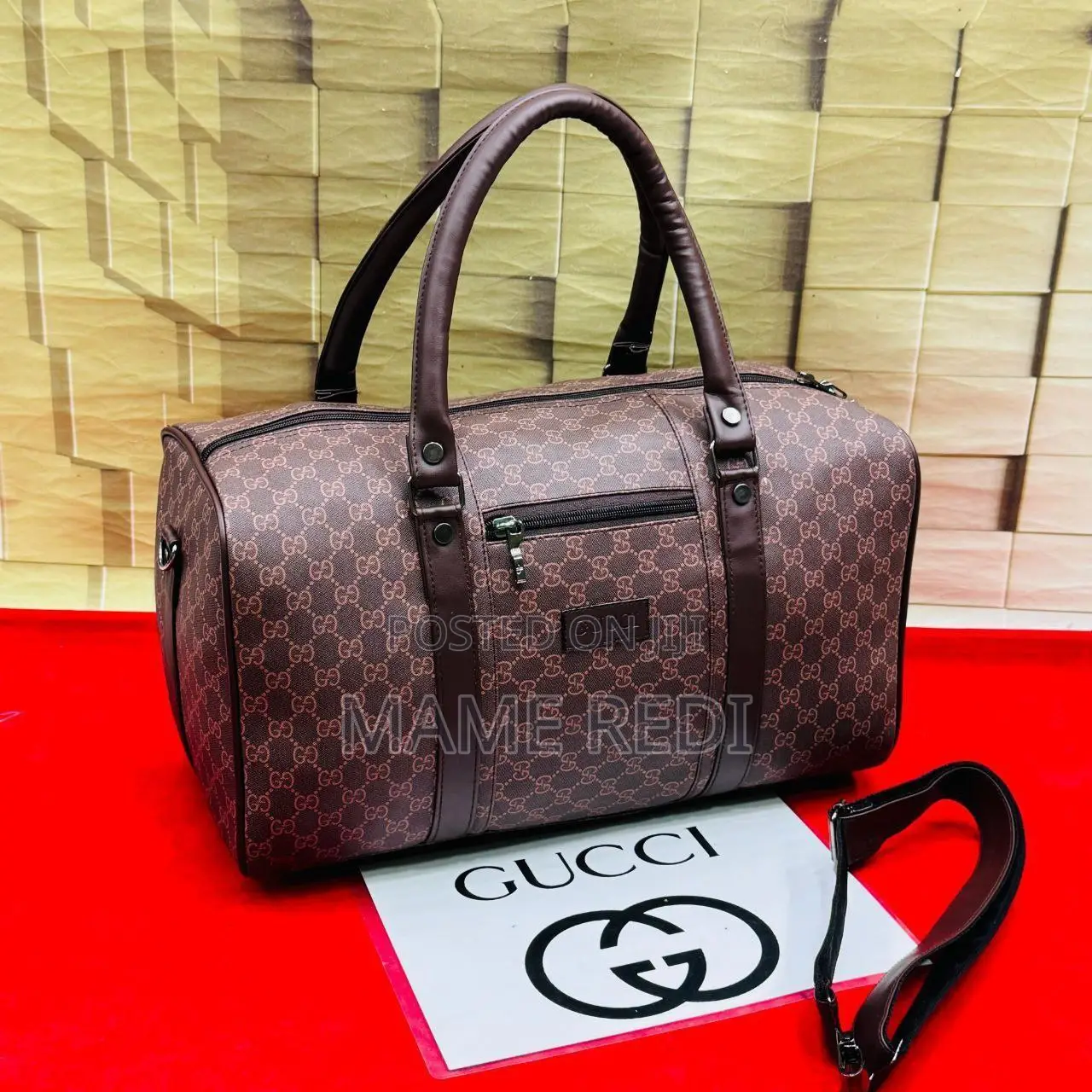 Elegant Light Travel Bag