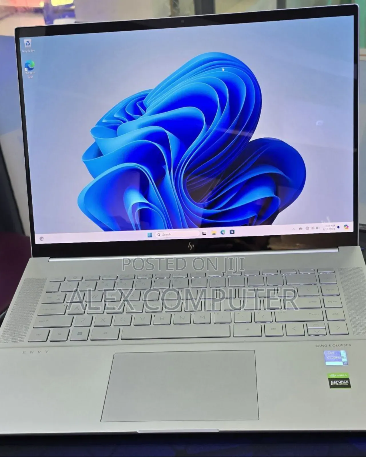 New Laptop HP G60T 16GB Intel Core I9 SSD 512GB