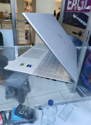 New Laptop HP Envy 15 16GB Intel Core I9 SSD 512GB