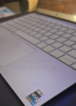 New Laptop Dell XPS 13 16GB Intel Core I7 SSD 512GB