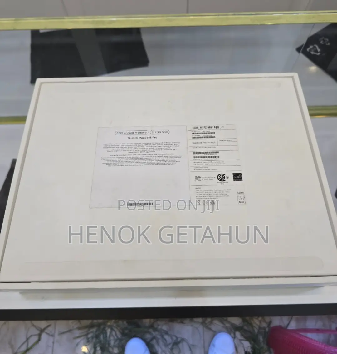 New Apple MacBook Pro 2023 M3 Max 14-inch 8GB Apple M3 SSD 256GB