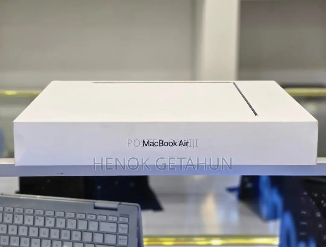 New Laptop Apple MacBook Air 2024 M3 15-inch 8GB Apple M3 SSD 512GB