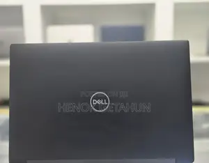 Photo - New Laptop Dell Latitude 5310 8GB Intel Core I7 SSD 512GB