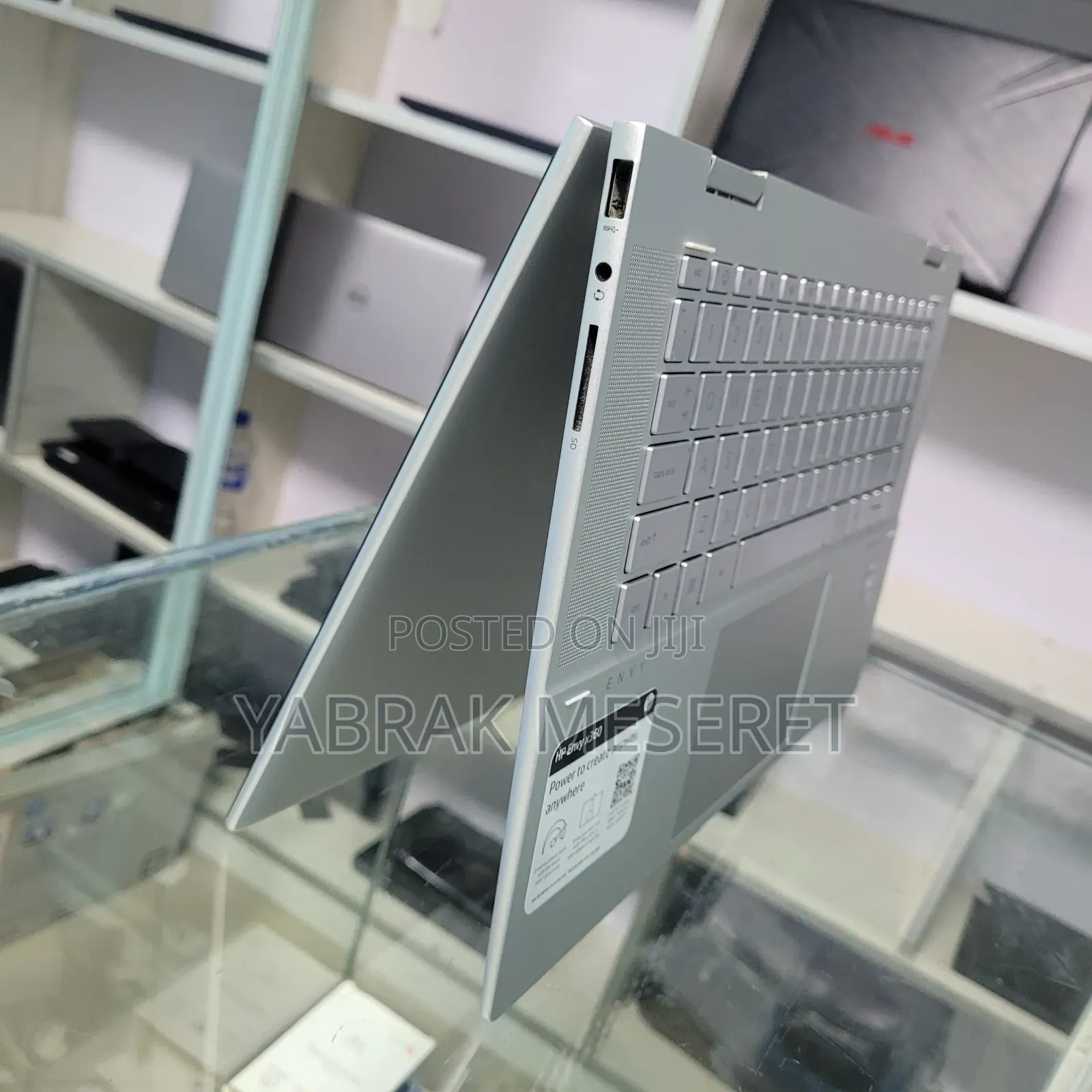 New Laptop HP Envy X360 18GB Intel Core I5 SSD 512GB