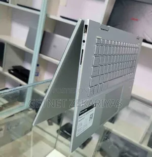 New Laptop HP Envy X360 16GB Intel Core I5 SSD 1T