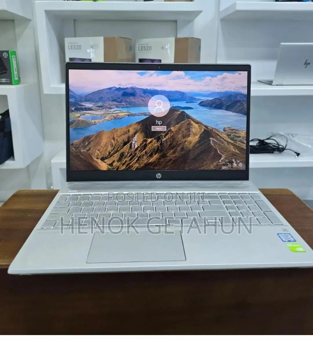 New Laptop HP Pavilion 15 16GB Intel Core i7 SSD 512GB