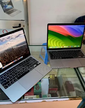 New Laptop Apple MacBook Pro 2018 32GB Intel Core I9 SSD 1T