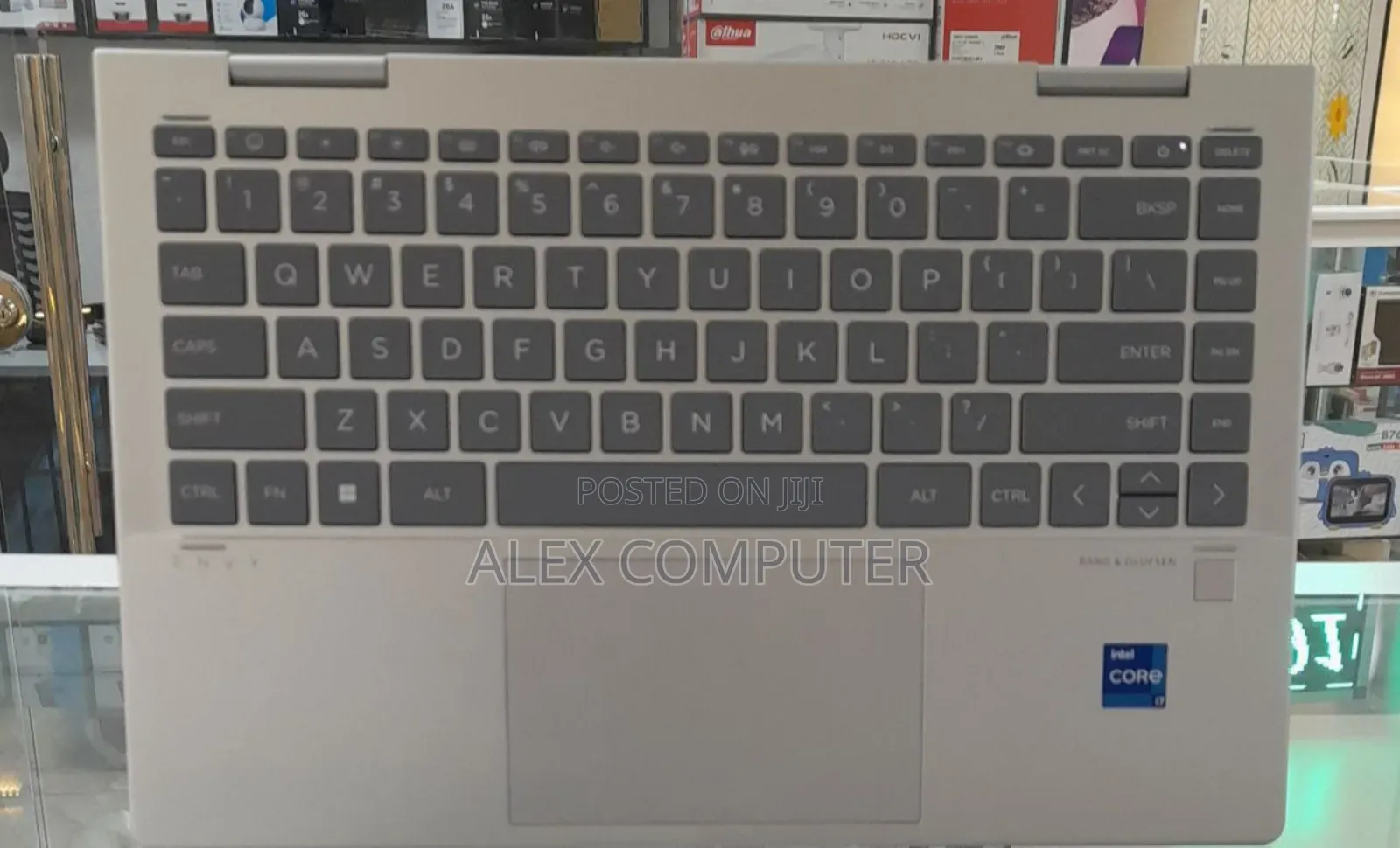 New Laptop HP Envy X360 16GB Intel Core I7 SSD 1T