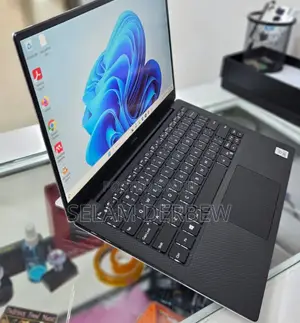 New Laptop Dell XPS 13 16GB Intel Core I7 SSD 512GB