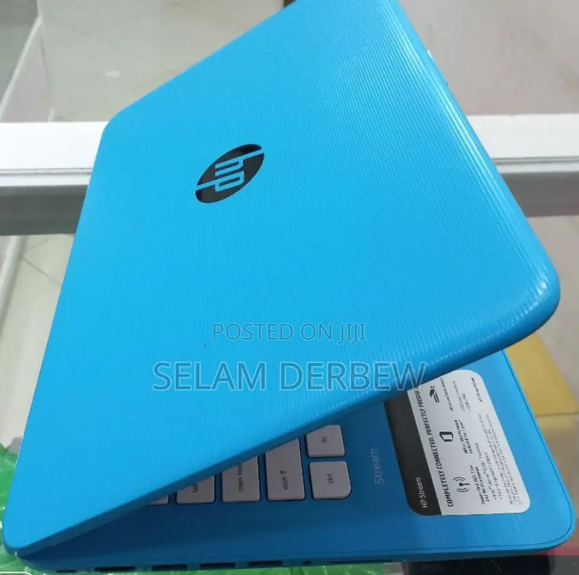 New Laptop HP Stream Notebook 4GB Intel Celeron SSD 32GB