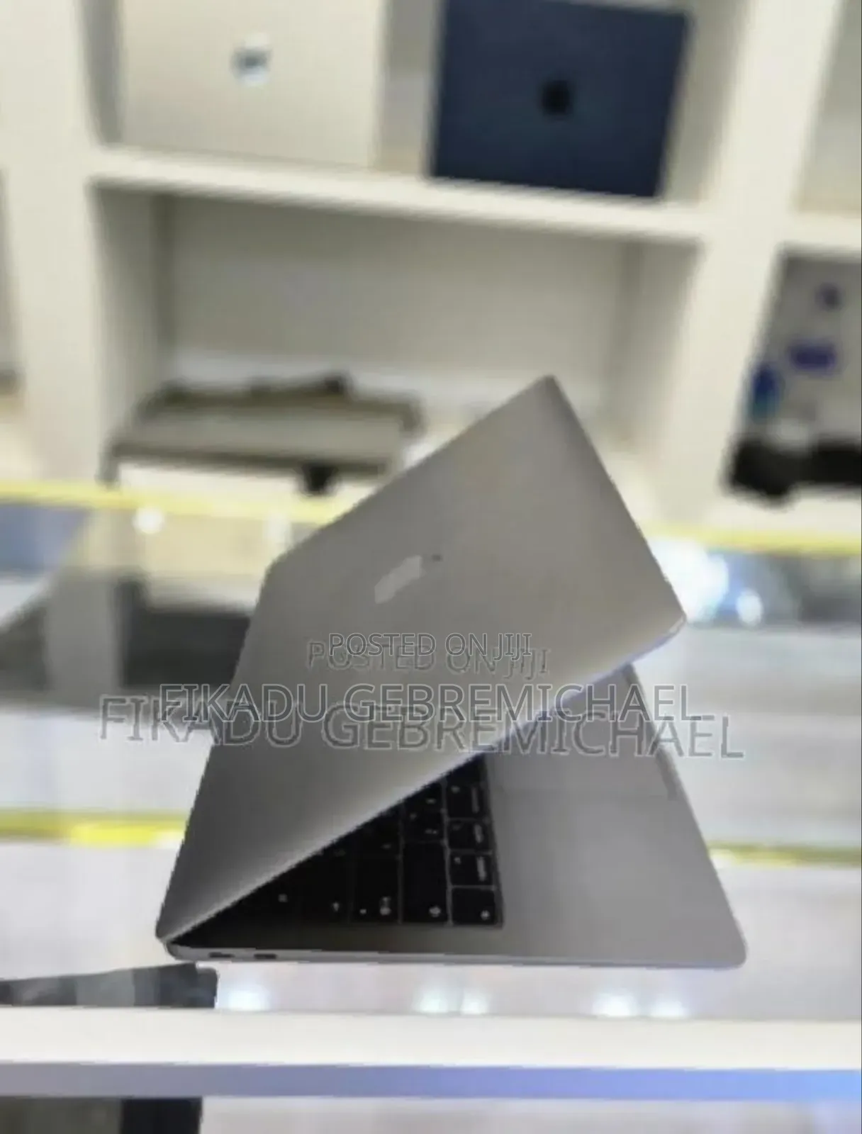 New Laptop Apple MacBook Air 2019 16GB Intel Core i5 SSD 256GB