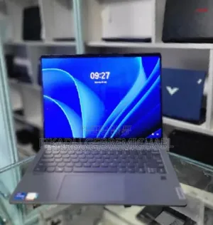 Photo - New Laptop Lenovo Flex 5 16GB Intel Core i7 SSD 512GB