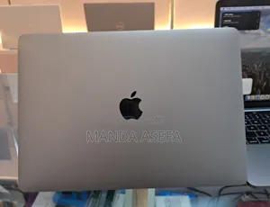 New Laptop Apple MacBook Pro 2018 32GB Intel Core I9 SSD 1T