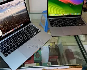 New Laptop Apple MacBook Pro 2018 32GB Intel Core I9 SSD 1T
