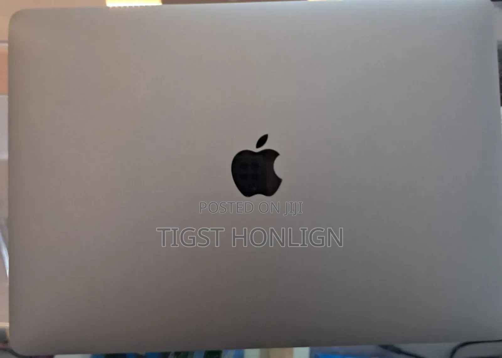 New Laptop Apple MacBook 2018 32GB Intel Core I9 SSD 1T