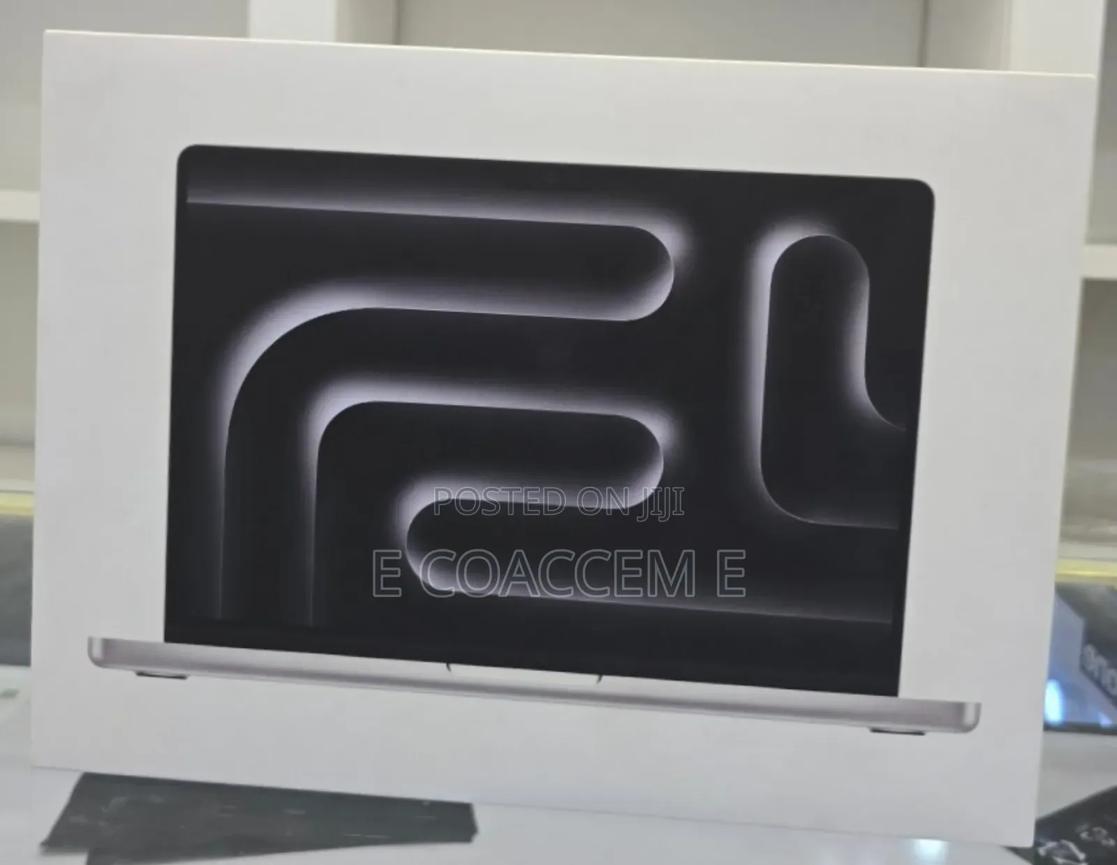 New Laptop Apple MacBook 8GB Apple M3 SSD 512GB