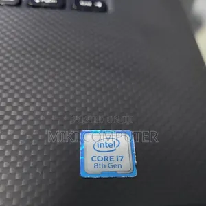 Photo - New Laptop Dell Precision 15 3520 16GB Intel Core I7 SSD 512GB