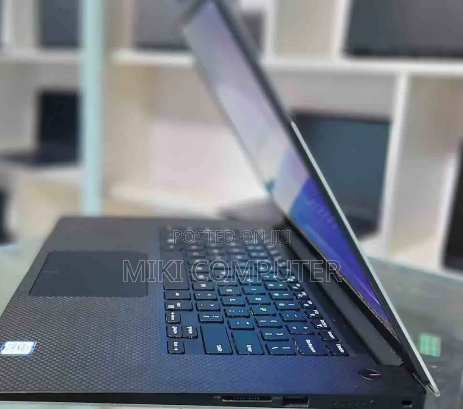 New Laptop Dell Precision 15 3520 16GB Intel Core I7 SSD 512GB