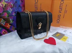 Photo - Louis Vuitton Bags