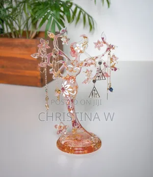 Female Tree Jewelry Holder