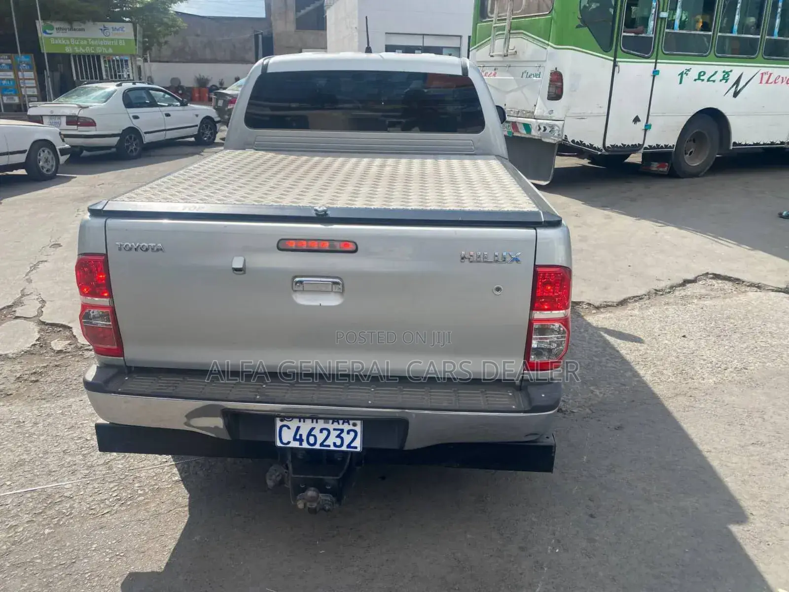 Toyota Hilux 2012 Silver