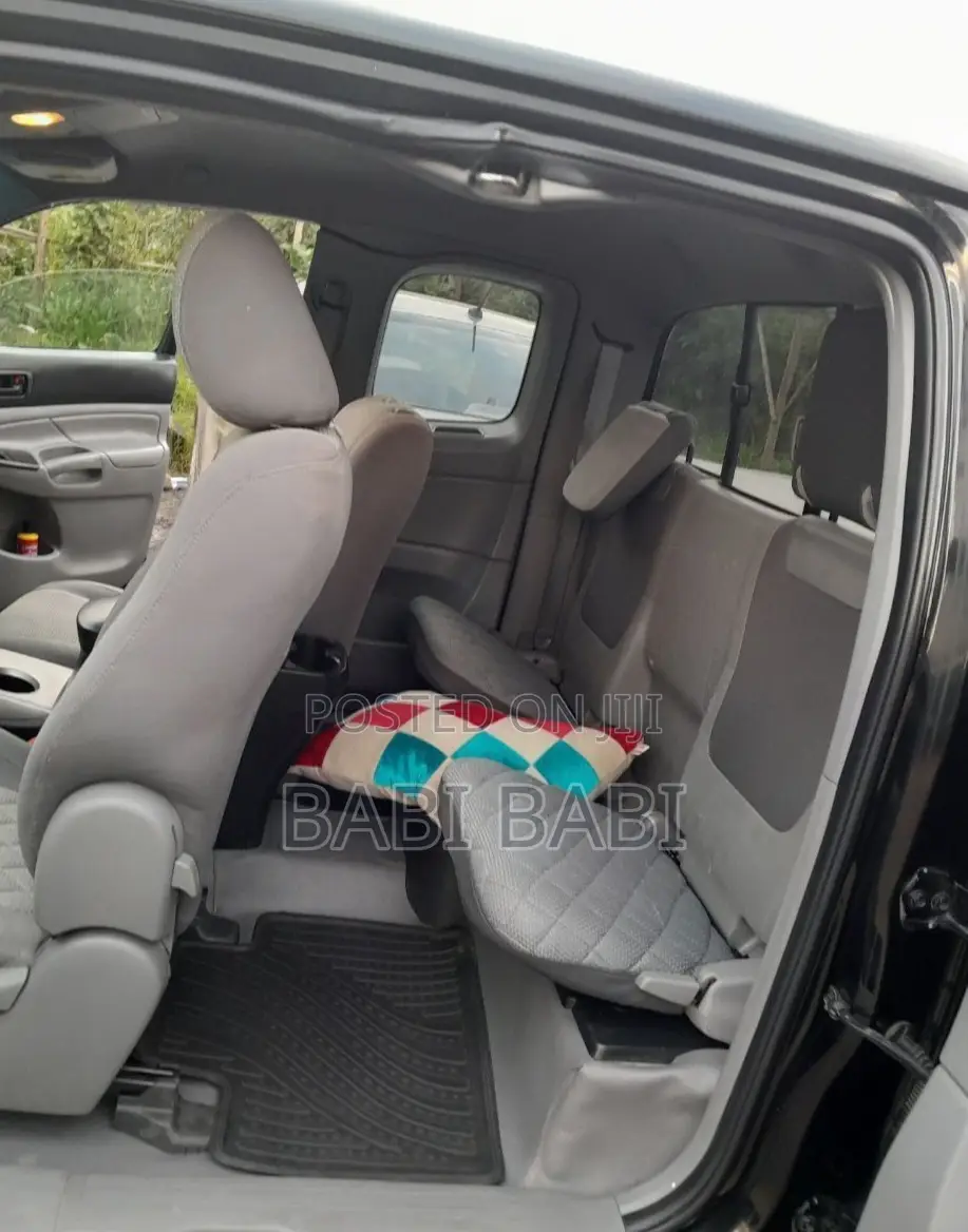 Toyota Tacoma 2014 Gray