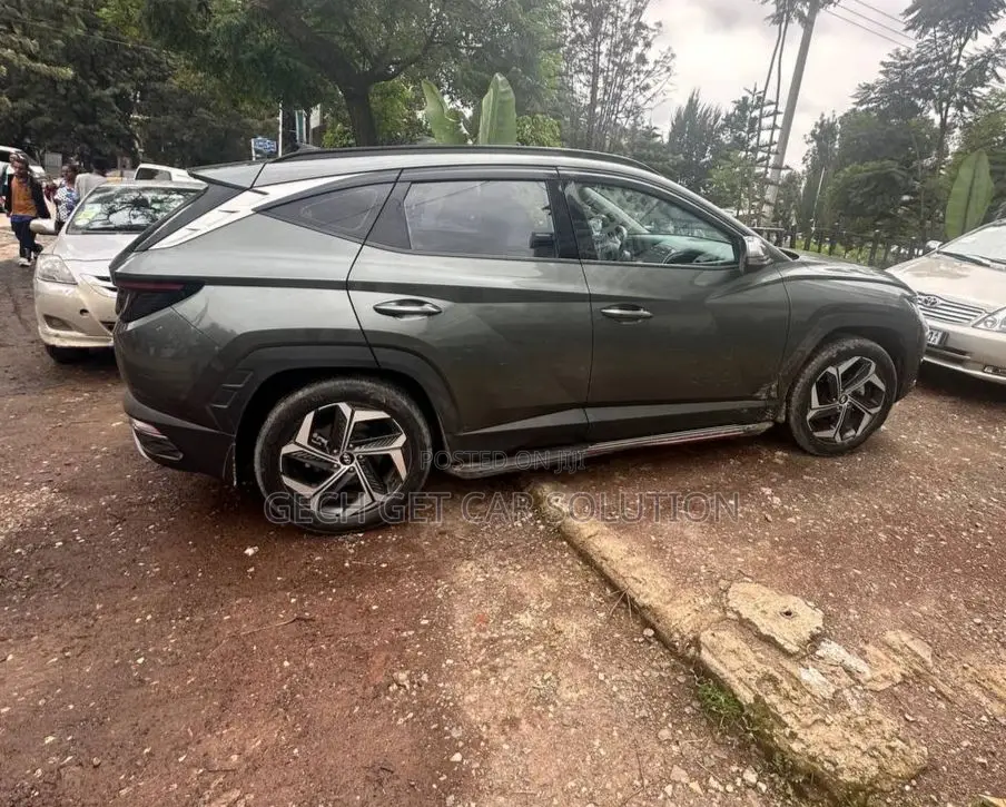 Hyundai Tucson 2023 Gray