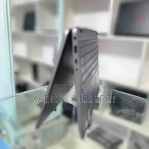 New Laptop Lenovo 16GB AMD Ryzen 3 SSD 512GB